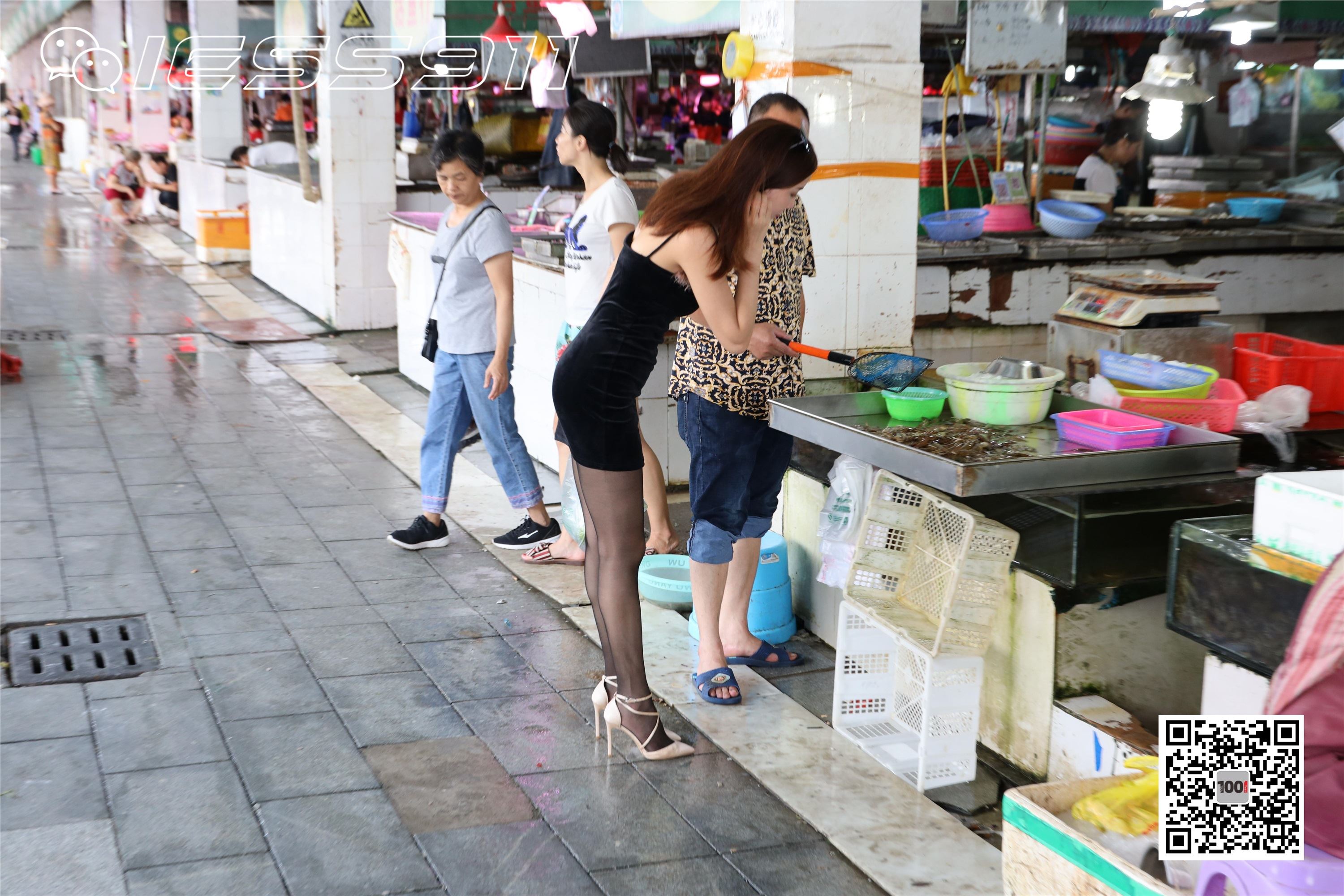 IESS异思趣向 一千零一夜 模特：Lucy《买菜2》